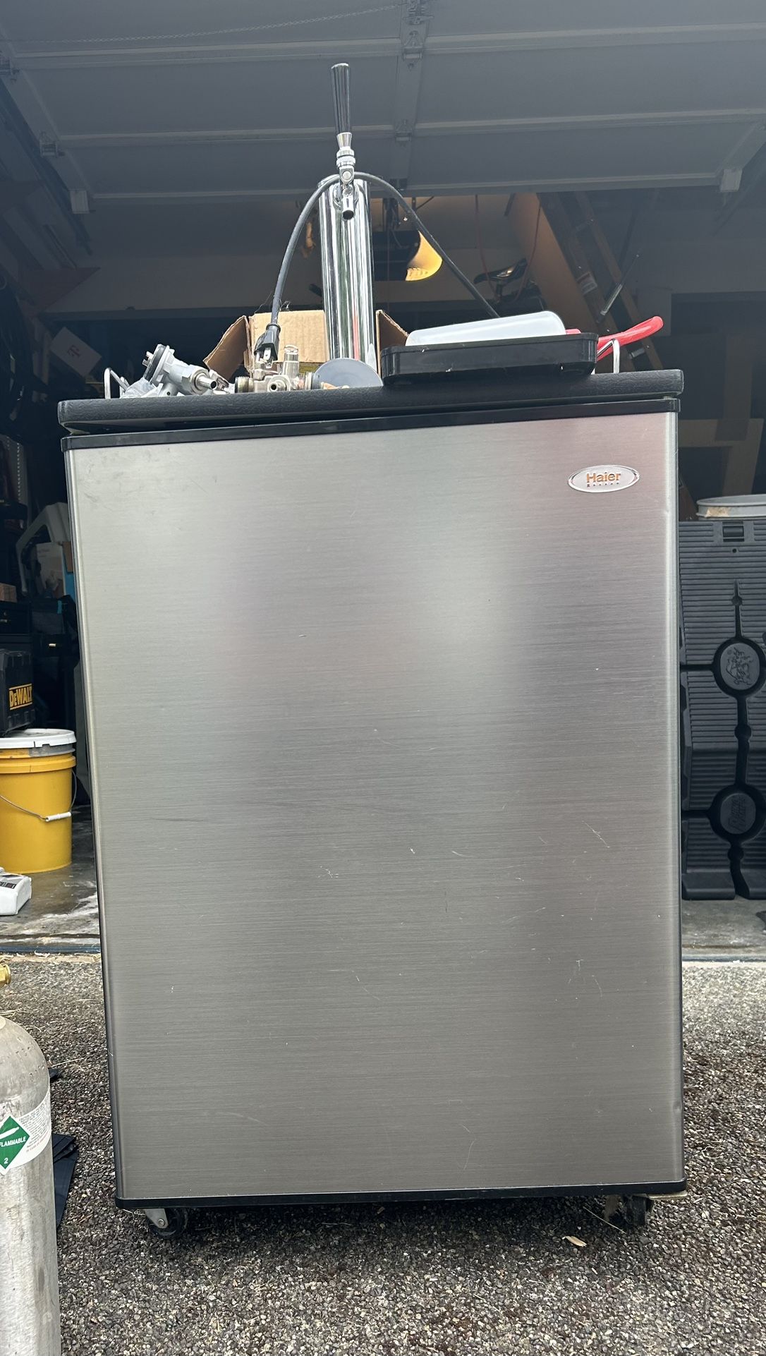 Refrigerator / Kegerator