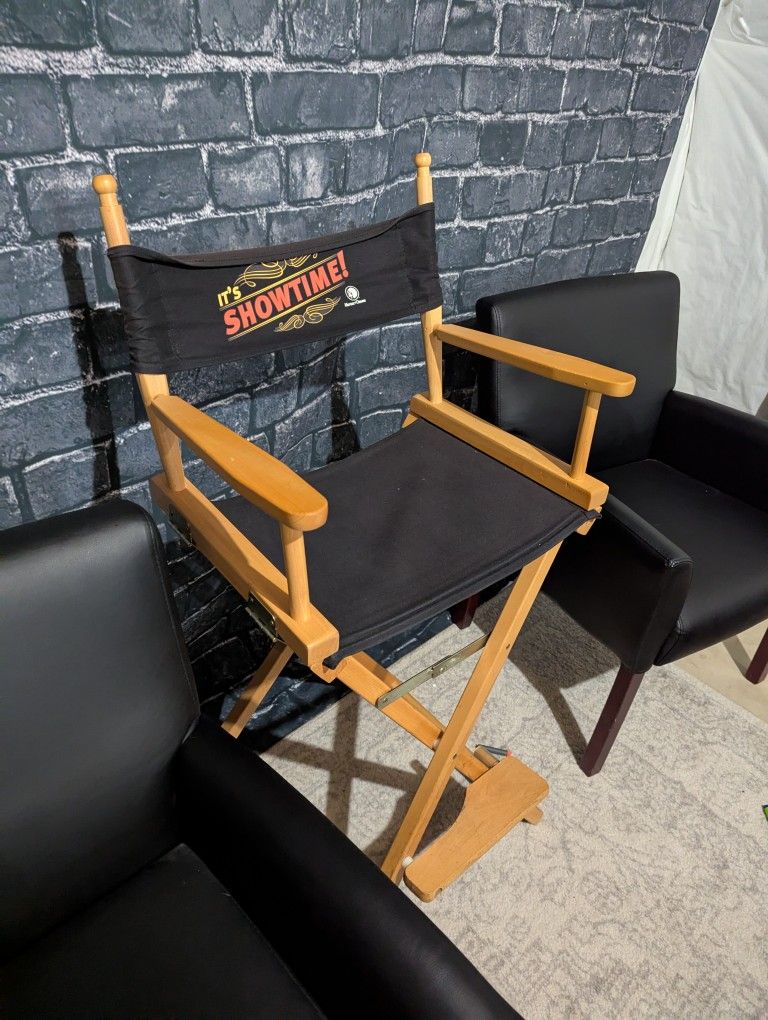 Director’s Chair – “It’s Showtime!” with Footrest – Must Sell by May 31