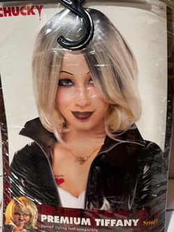 Costume