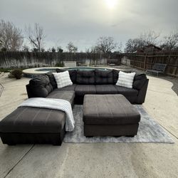 FREE DELIVERY‼️ Dark Gray Sectional 