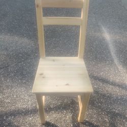 Four Cheap Chairs Five Bucks All Four 