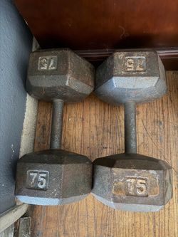 Pair 75. Dumbells