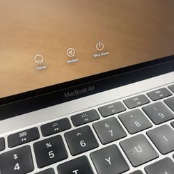 macbook Air, 2018, 13 Inch, i5 core, 16 Gb, Retina Display