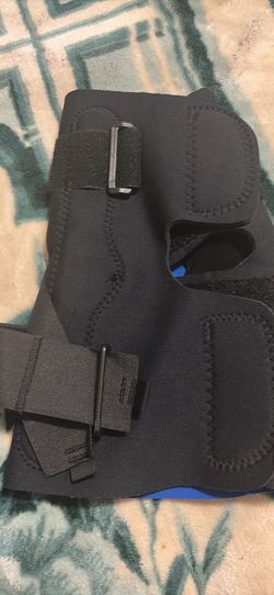 Knee brace