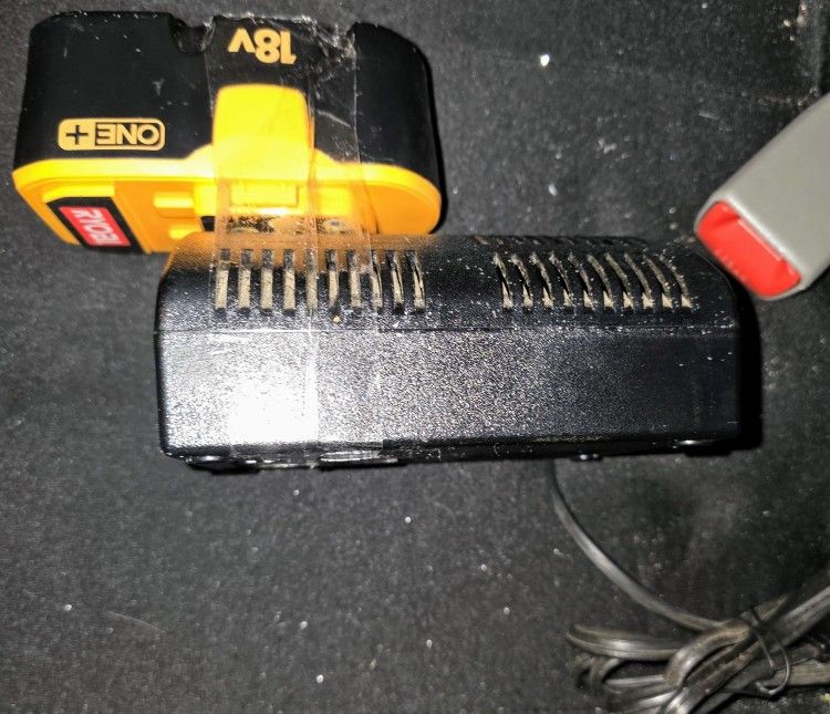18 Volt Dewalt Battery And Charger