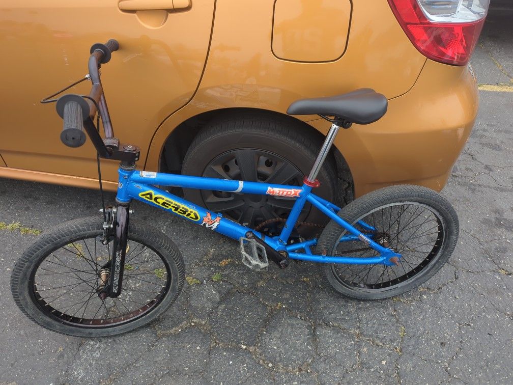 Vintage Diamondback Session Pro 20" BMX Blue w/Black Trim