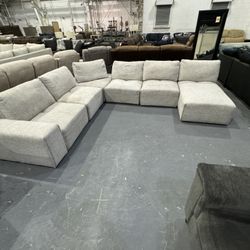 Fully Modular, Seven Piece, Reclining Sectional Sofa