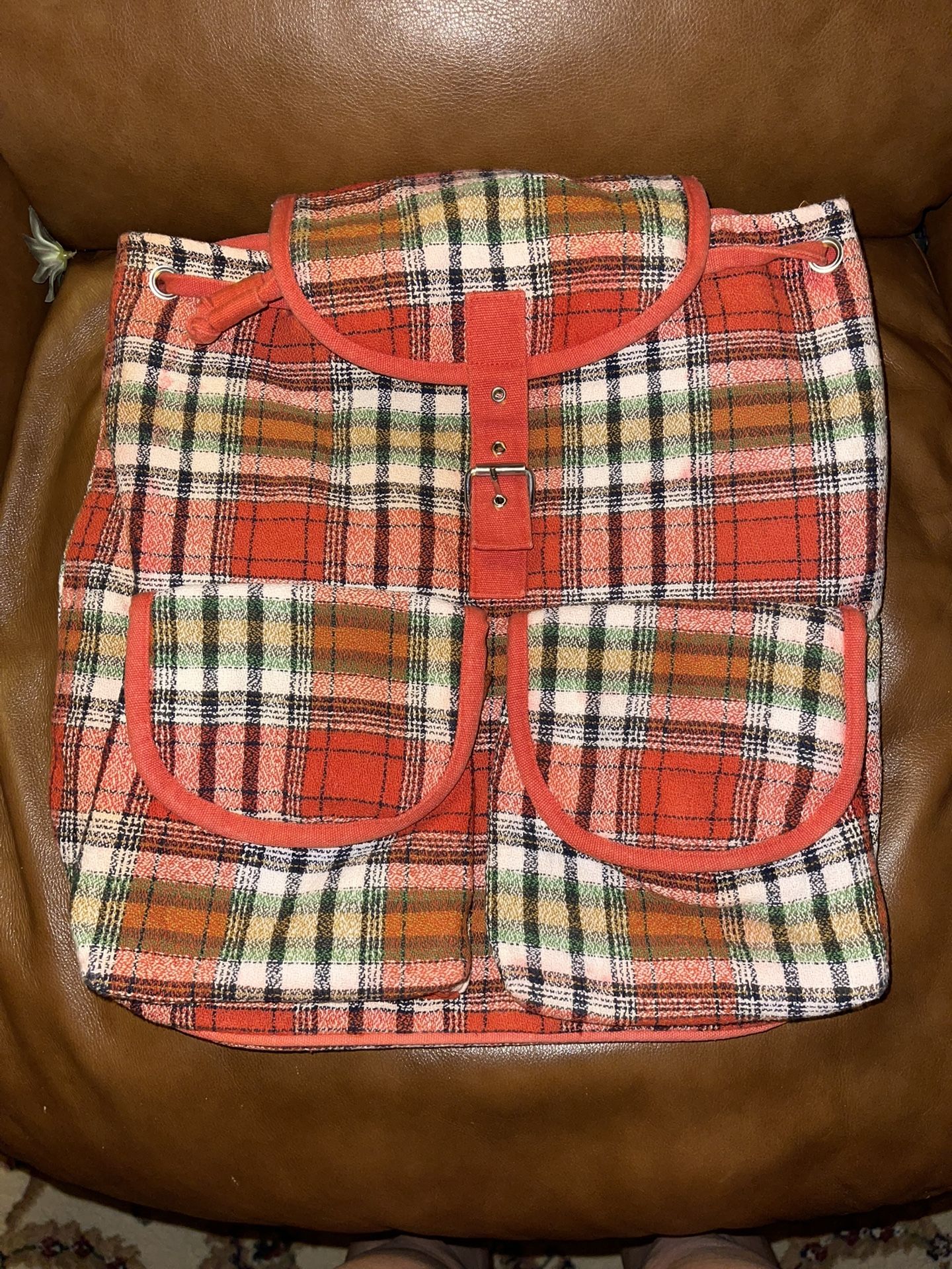 17” Backpack. Orange