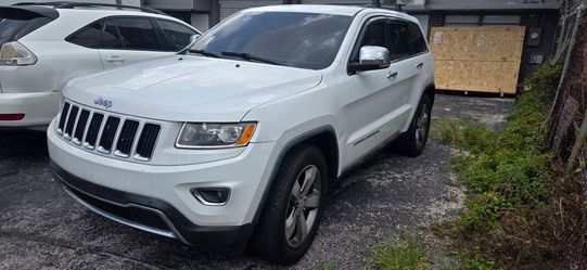 Jeep Grand Cherokee SUV – White