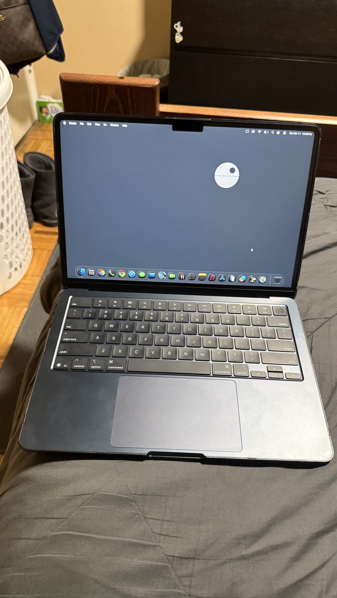 13” Apple MacBook Air 2025 M4 16gb 256gb Midnight