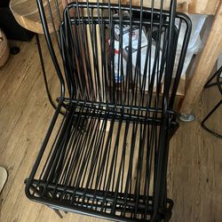 4 Metal Chairs 