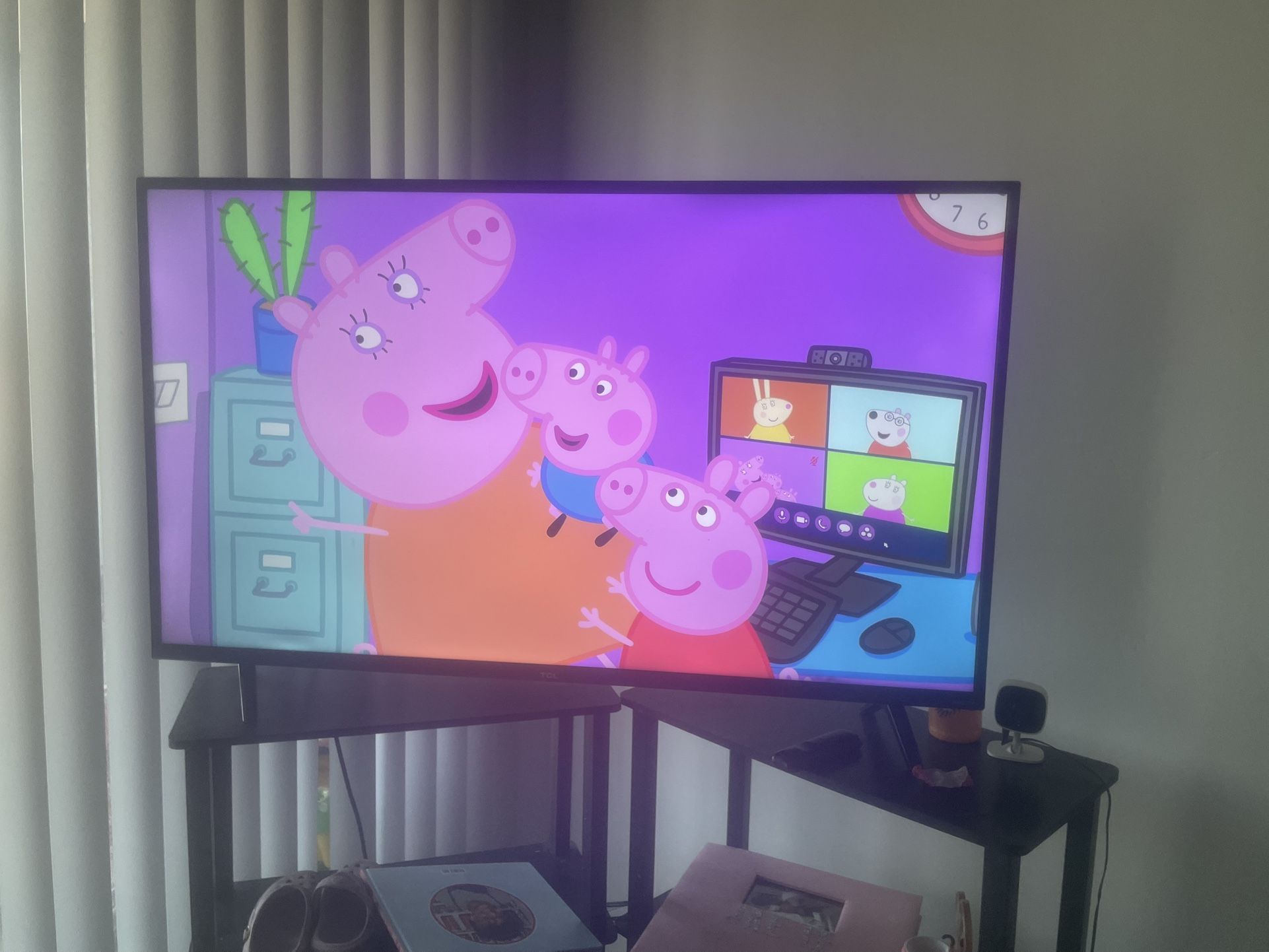 55in Roku Tv w/remote
