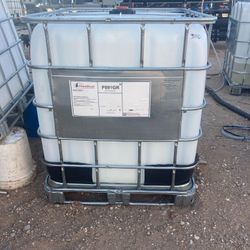 250 gal Poly Tote/Tank  In Aluminum Frame