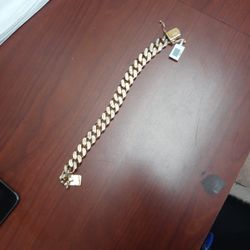 14kt Yellow Gold Curb Bracelet 1.50 Ctw