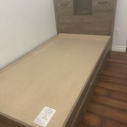 Twin Size Bed w/ Drawers, Headboard & Mattress