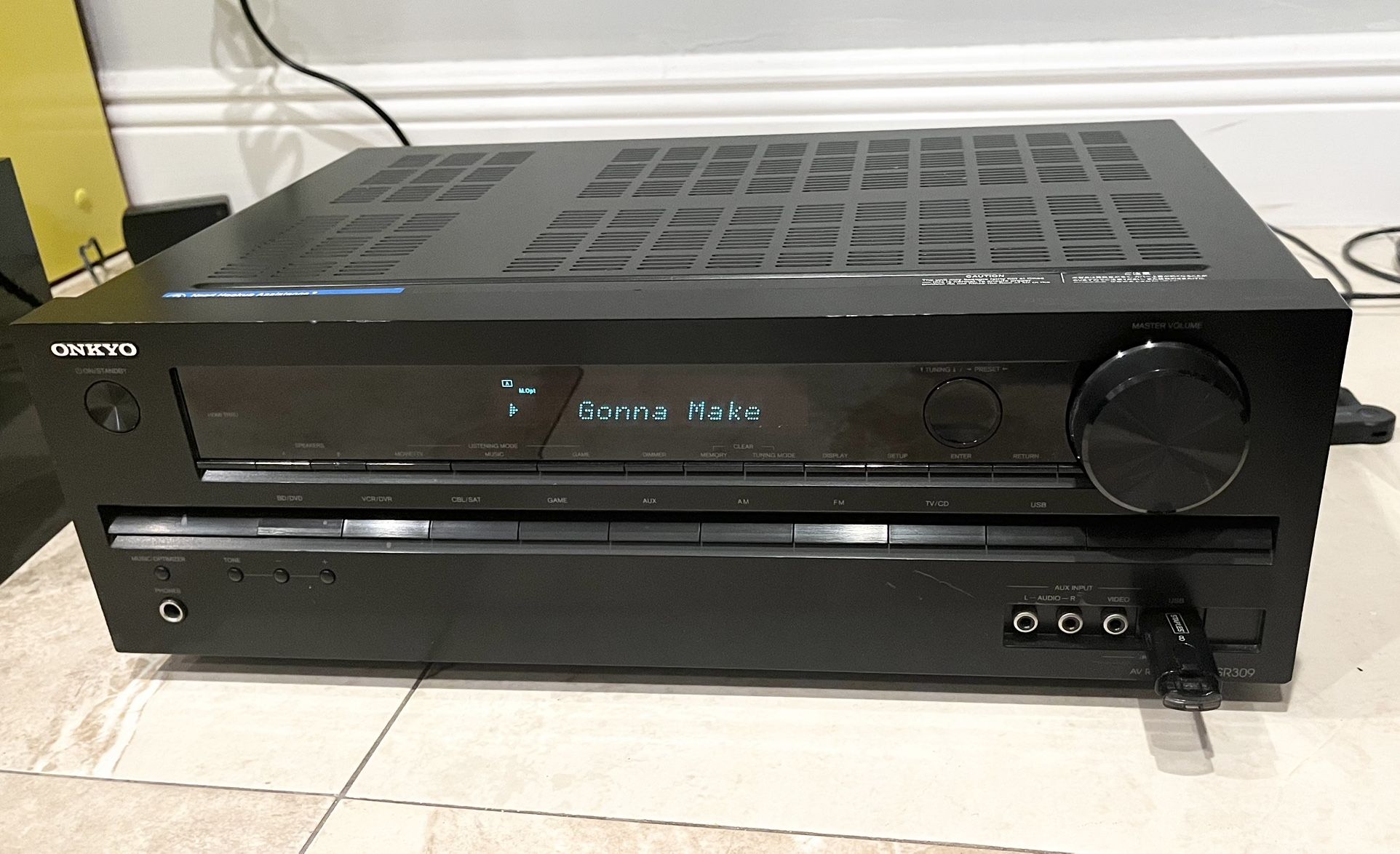 Onkyo 5.1(70w x 5) Bluetooth Bluray/DVD Receiver