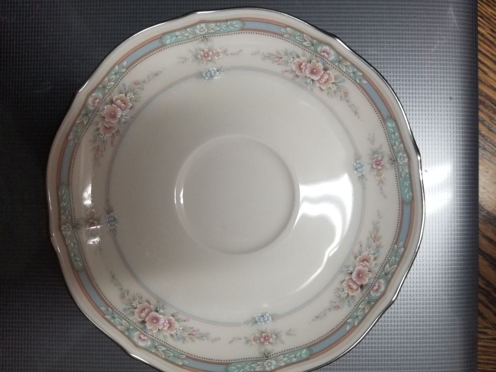Noritake Rothschild (7293) Formal Fine Ivory China