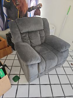 Overstuffed recliner