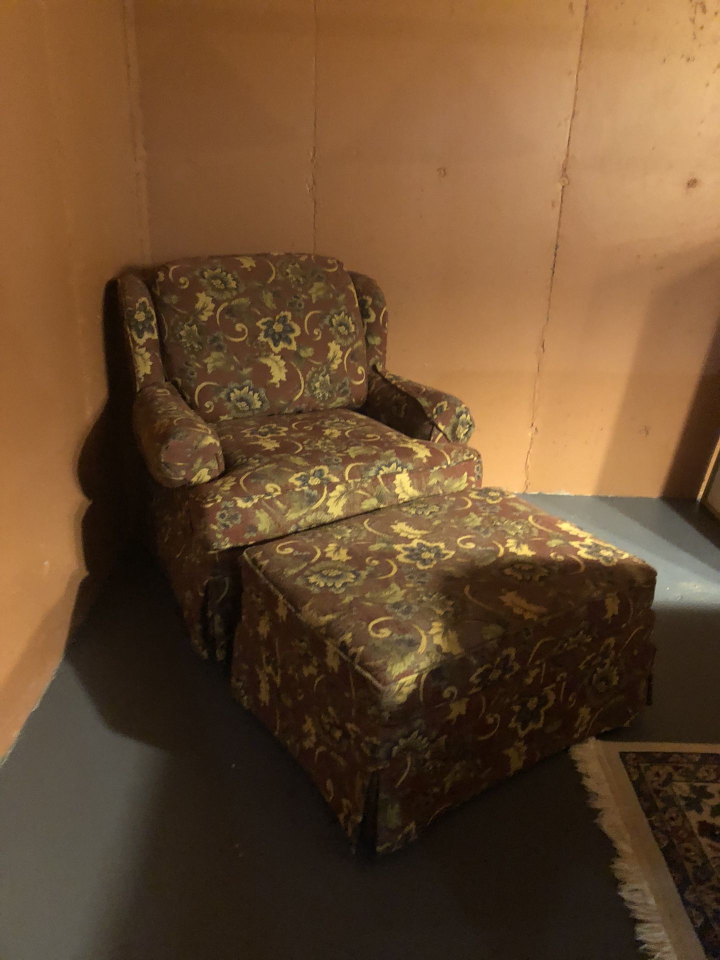 Chair & Ottoman 