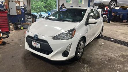 2015 Toyota Prius c