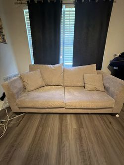 Couch set