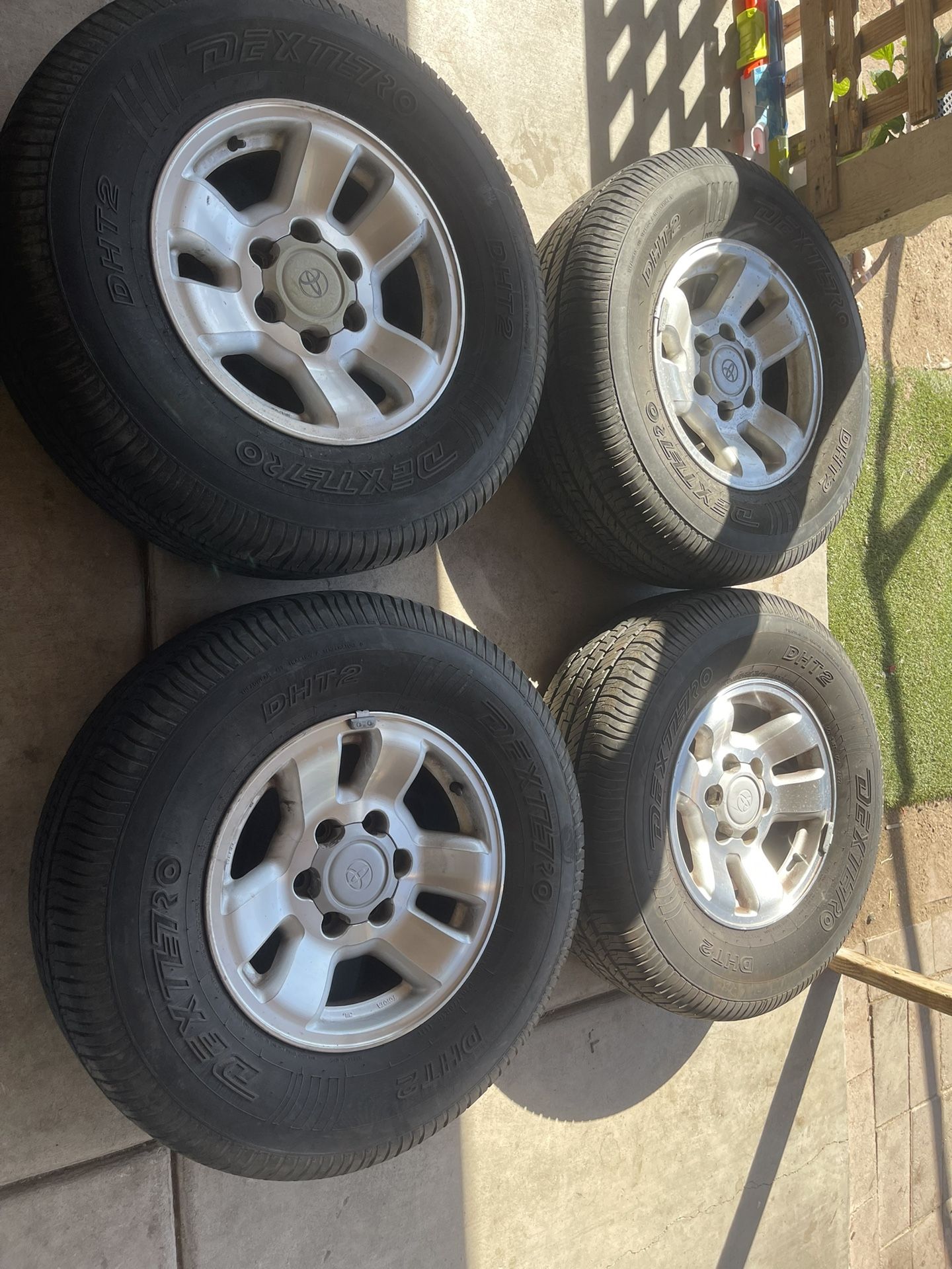 265 70 16 Like New Set Tires With Rims Toyota 4 Runner Tacoma Tundra 6 Lugs