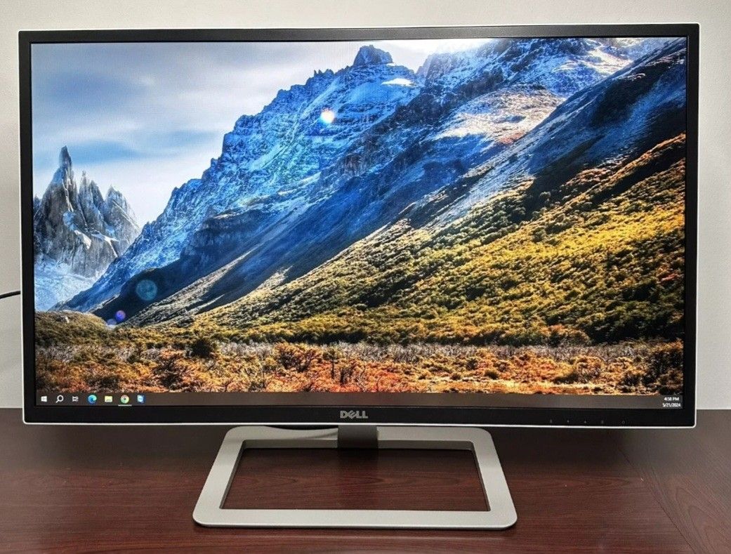 Dell D3218HN 31.5" White FHD 1920x1080 IPS LED Back-lit HDMI, VGA, Monitor