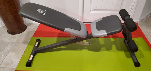 New Golds Gym XR 5.9 Adjustable Slant Workout Weight Bench