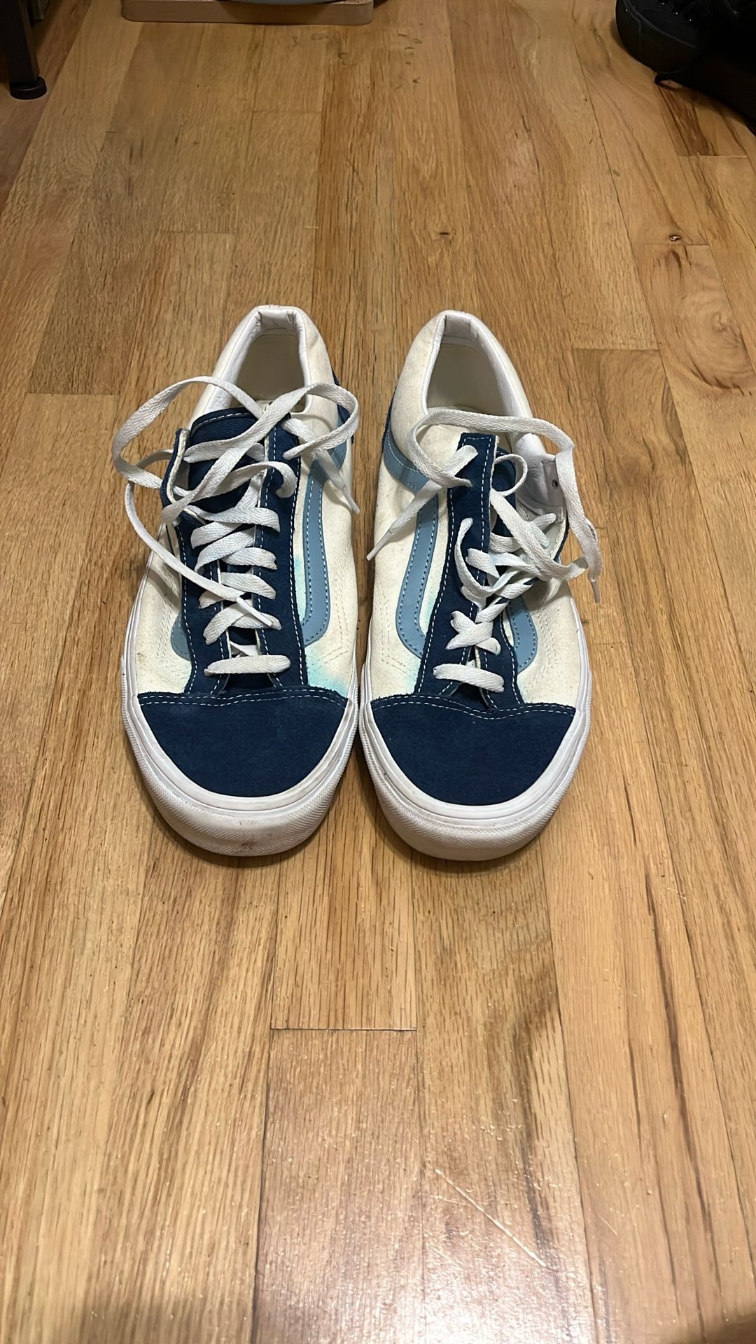 White/Blue Low Top vans 