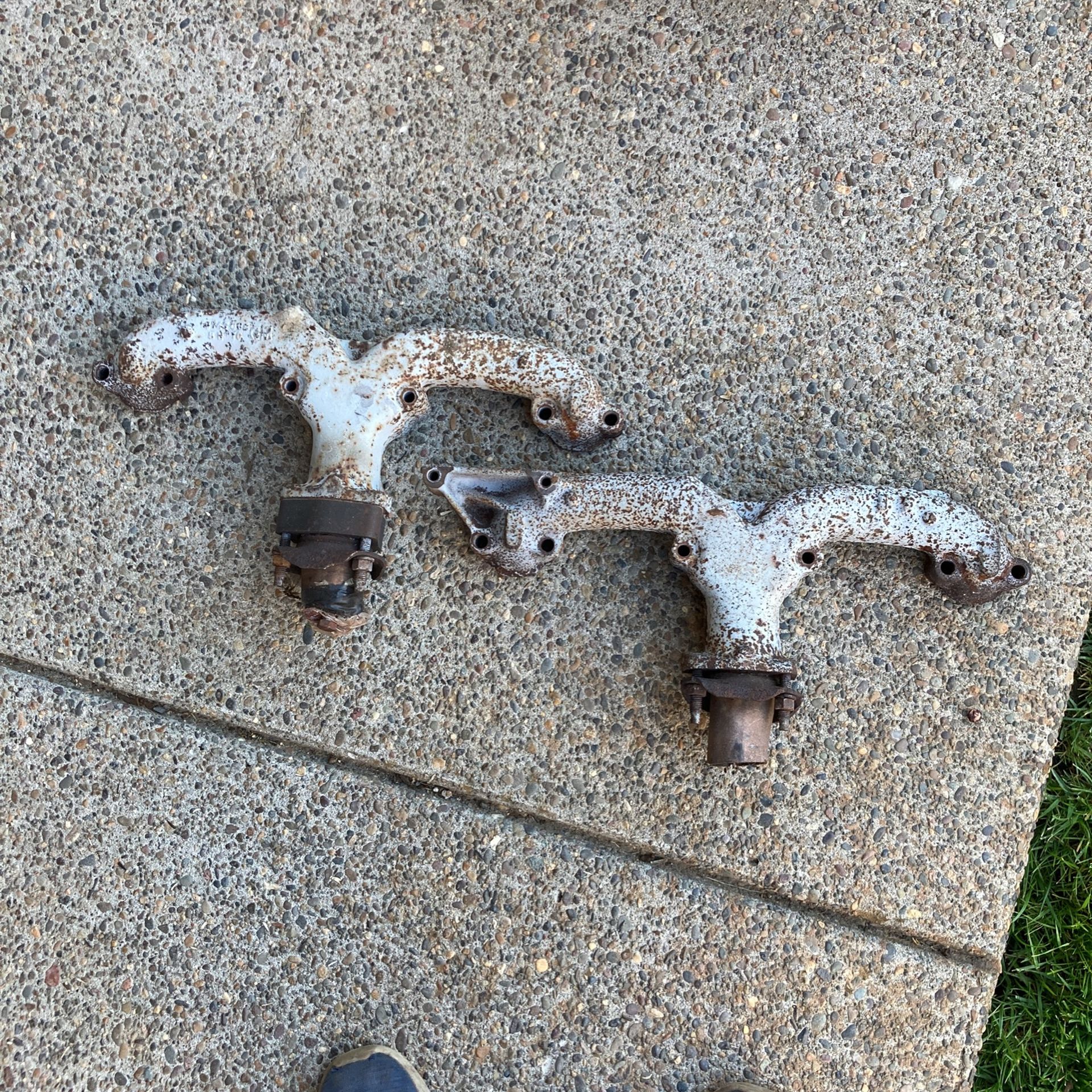 1969 OEM Corvette Exhaust Manifolds 