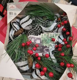 Blk/wht Buffalo Print Wreath Brand New