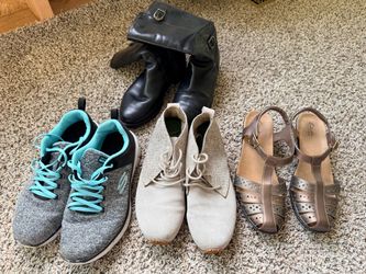 Women's Shoes Lot of 4 Pairs Size 8.5-9-9.5