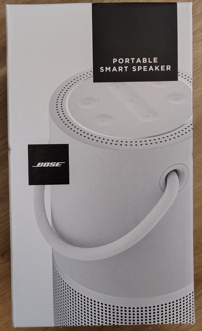 BOSE Portable smart Speaker