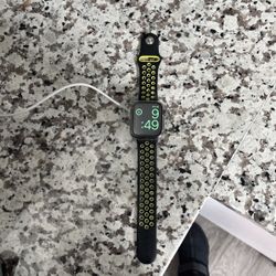 44mm Apple Watch