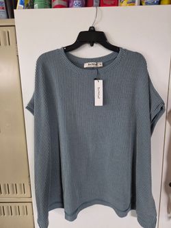 Ladies sz Med tops sleeveless waffle weave tops. EACH