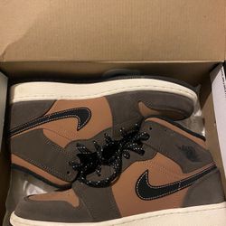 Jordan Mid 1 SE Brown 