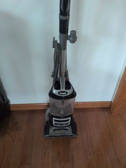 Shark vacuum