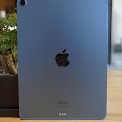 iPad Air 4th Gen FOR PARTS