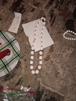 Necklace Red And White