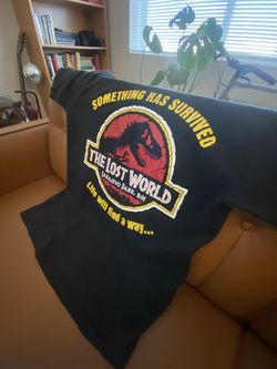 Vintage Large Jurassic Park Shirt (The Lost World)