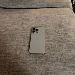 Unlocked T-mobile iPhone 15 Pro Max Silver