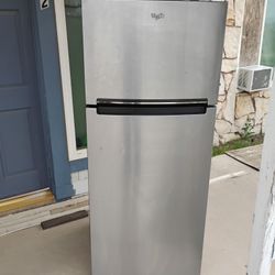 Good Working Refrigerator