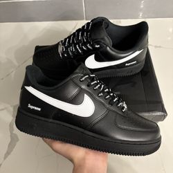 Nike Air Force 1 Low Supreme