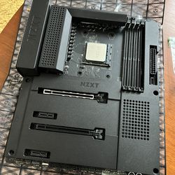 NZXT B550 Motherboard & Ryzen 5600X CPU