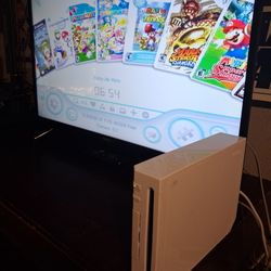 Super Clean Nintendo Wii Bundle