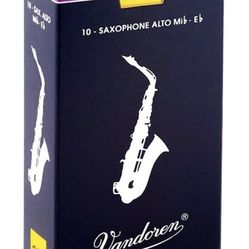 Vandoren Alto Saxophone Reeds Strength 2.5 Box of 10