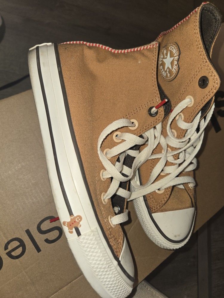 Holiday Converse