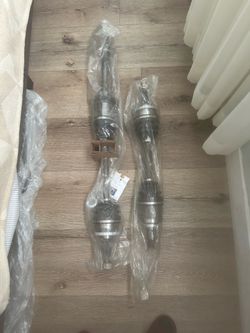 *General Installation Guide for CV Axle Assembly *Instrucciones Generales Para la Instalación de Punta De Eje