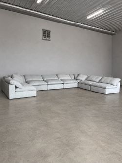 Restoration Hardware Cloud Couch – Luxe Depth 8-Piece Modular Sectional