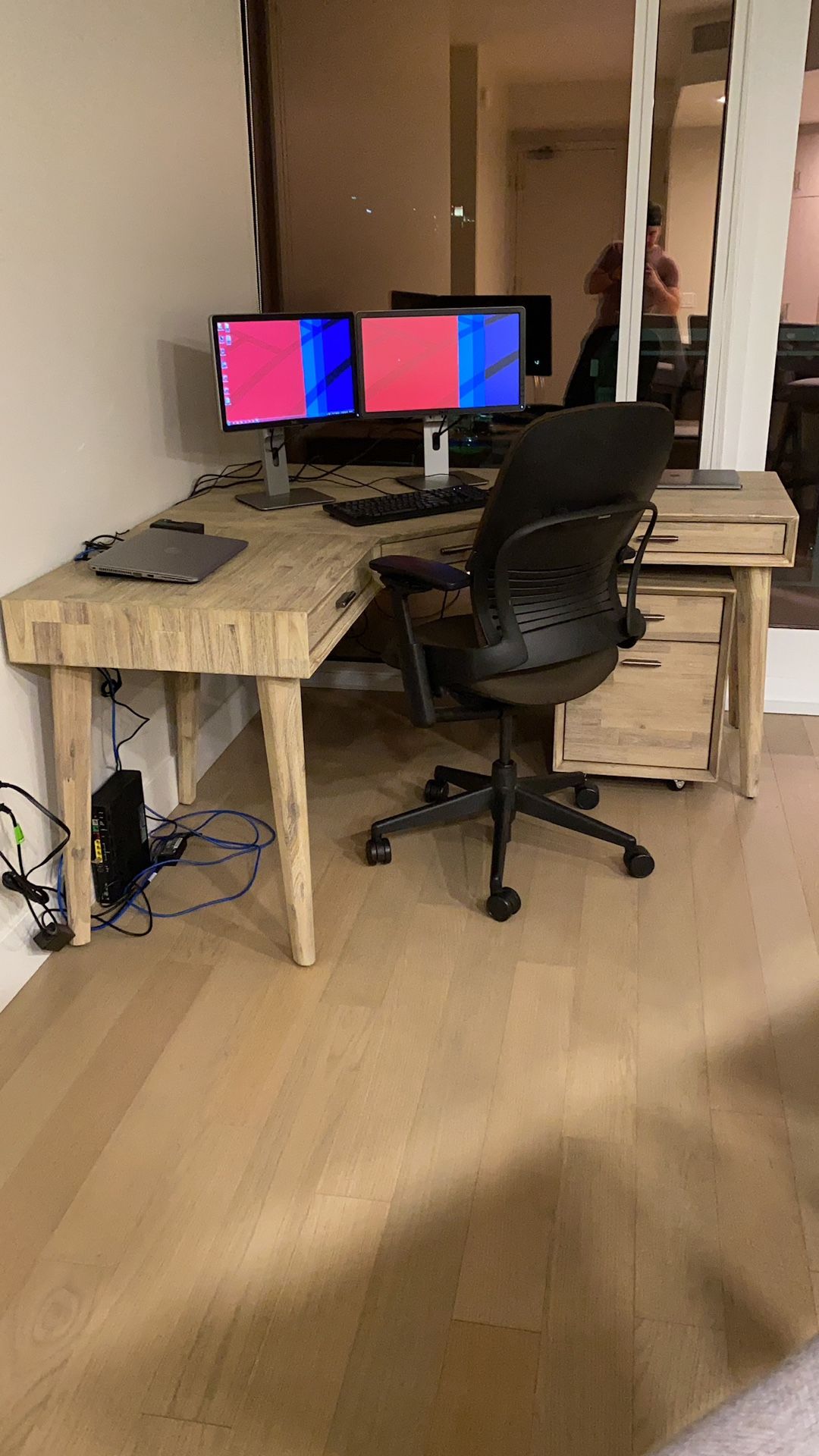 Contemporary Modern Corner Desk - LIVING SPACES
